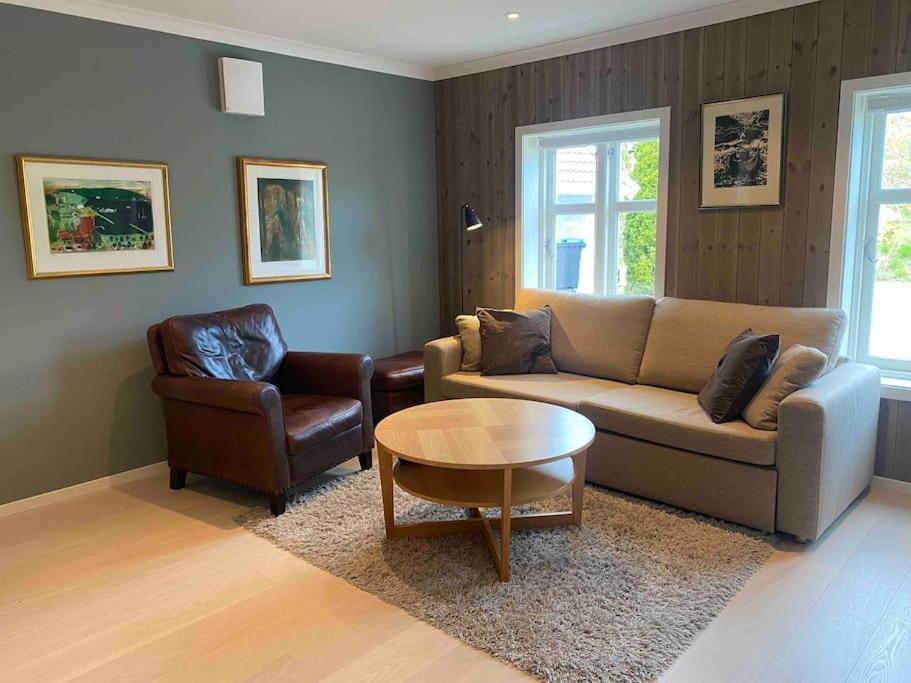 Apartment At Ranvik Near City Center - Parking Available Sandefjord Exteriör bild